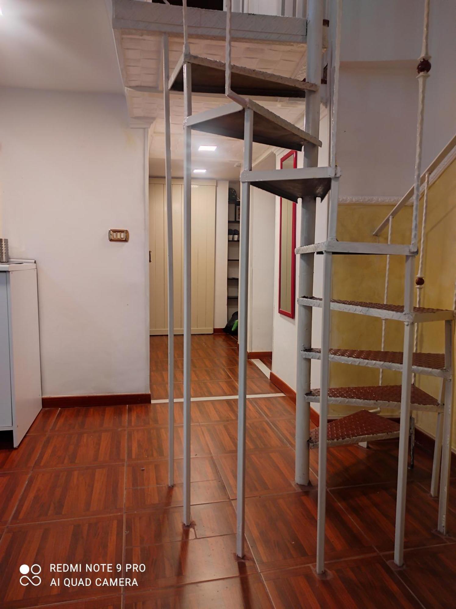 Nella Storica Piazza Carlo Iii Appartement *