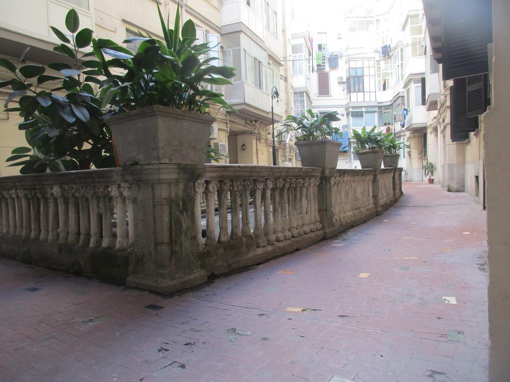 Appartamento Nella Storica Piazza Carlo Iii